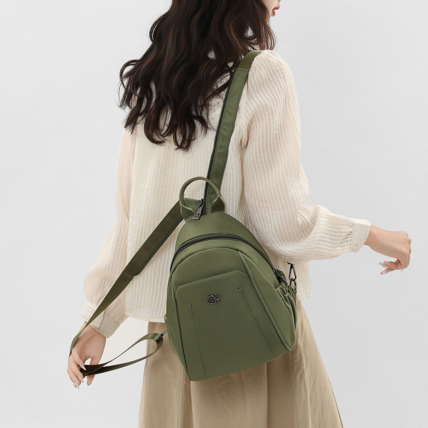 休闲 旅游双肩包包女2026新款时尚百搭胸包学院风揹包日韩潮多用