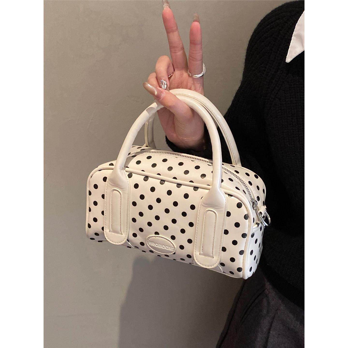 红色包包女式2026新款春季小众轻奢高级感超火波点手提单肩斜挎包,箱包皮具/热销女包/男包,小方包,淘宝优惠券,粉丝福利购,淘宝优惠卷