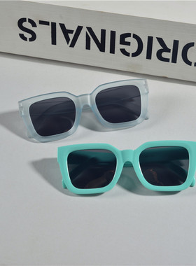 圆脸欧美方形ins复古风墨镜网红