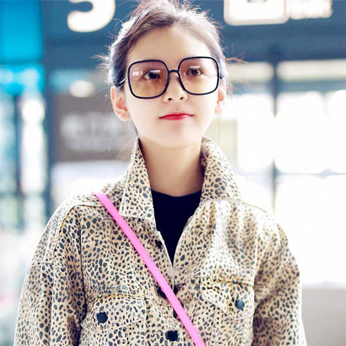 妻子的浪漫旅行唐一菲女方形墨镜