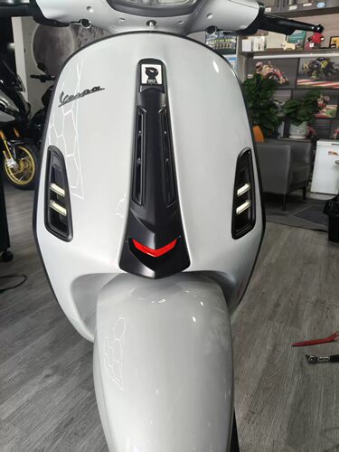 Vespa春天冲刺150/180改装台湾apexx透镜大灯转向灯方向尾灯总成