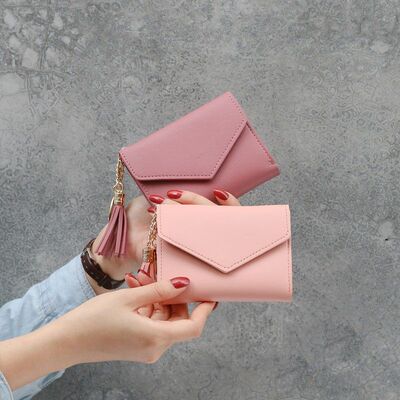 ins新款女式钱包女款流苏吊坠荔枝纹钱夹多卡位卡包搭扣零钱包