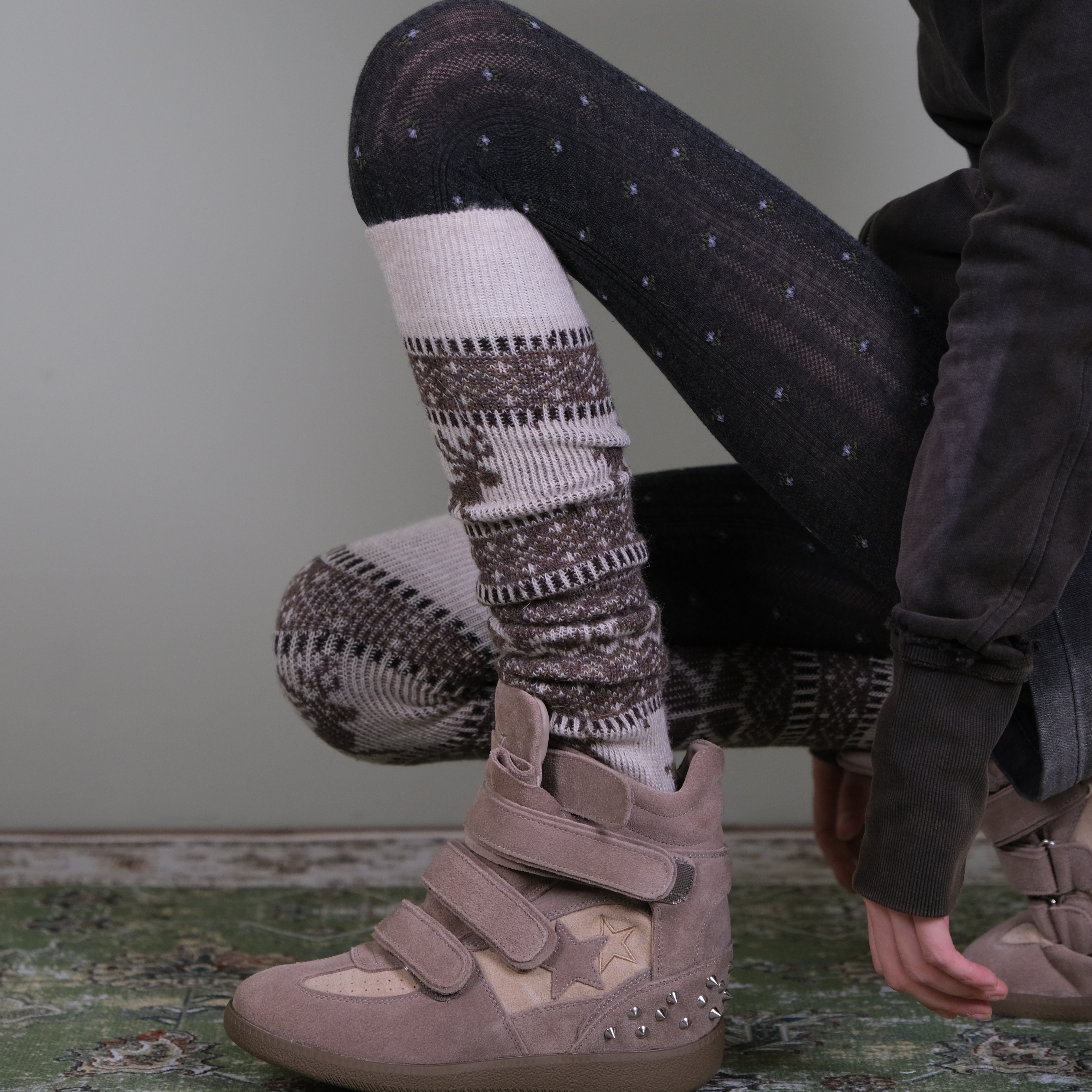 加厚米咖驯鹿提花堆堆袜