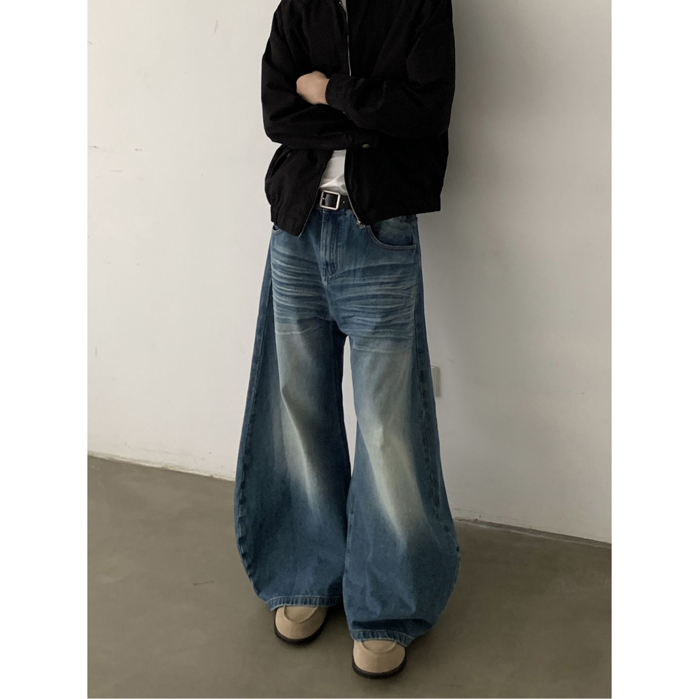 INKNOTS水洗立体猫须弯刀牛仔裤