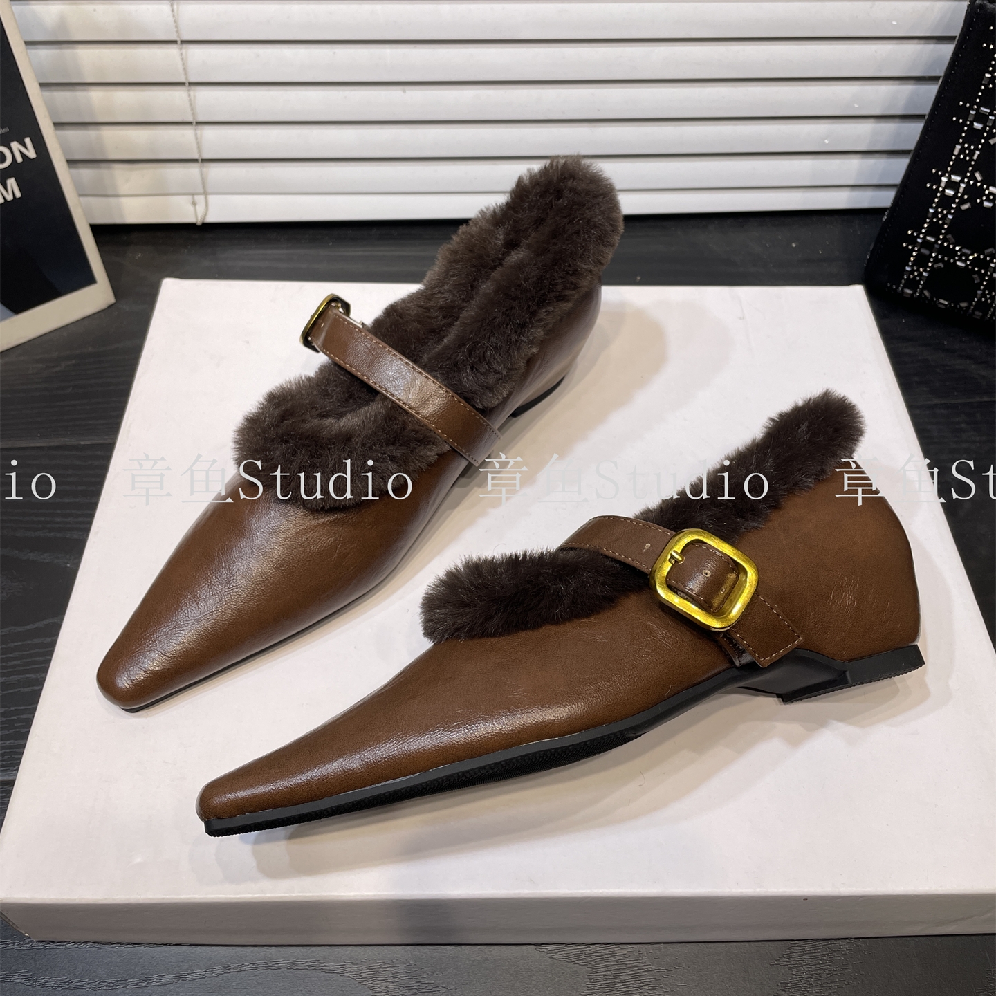 内增高加绒保暖一字扣玛丽珍女鞋