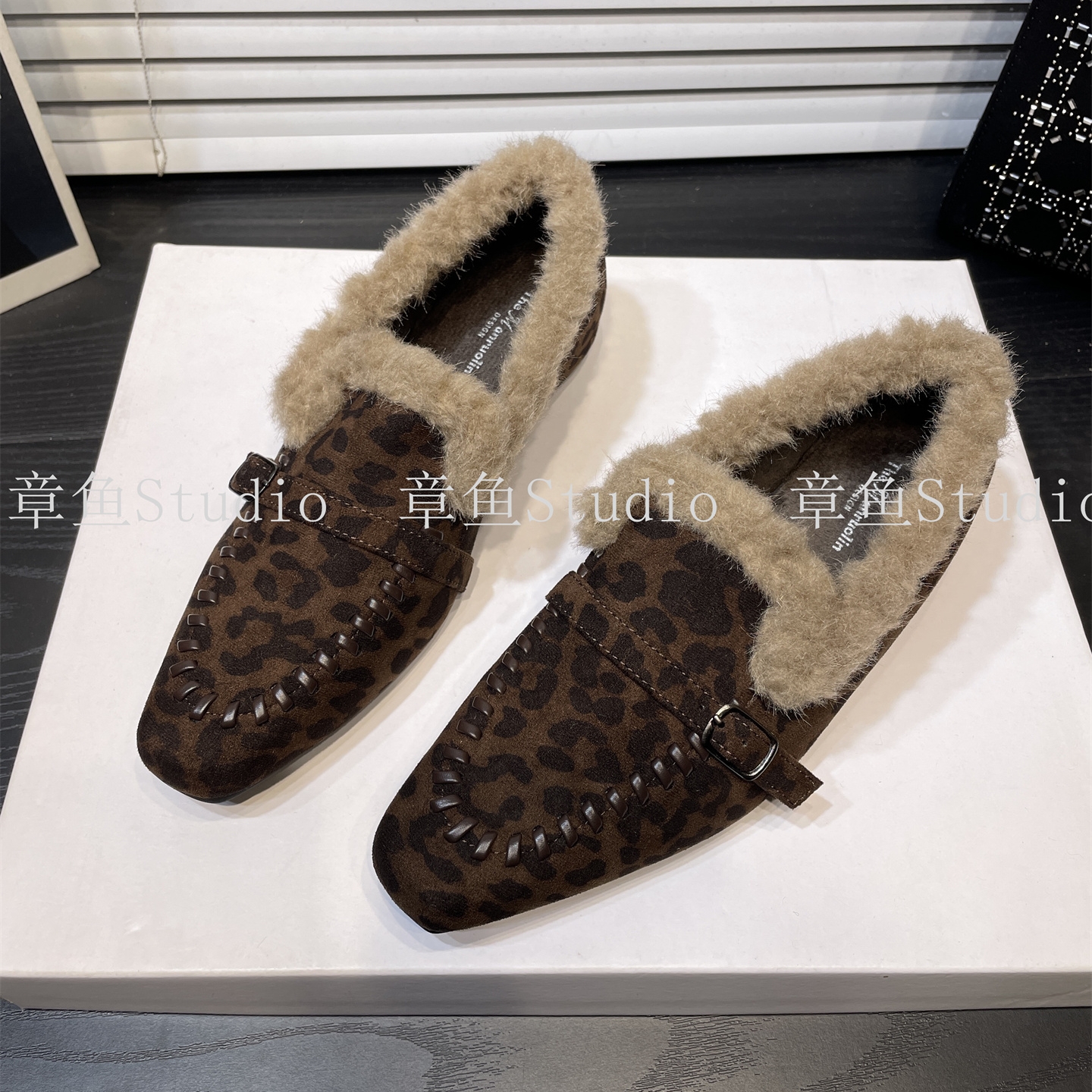 法式复古绒面毛毛鞋女加绒保暖内增高乐福鞋一脚蹬方头深口单鞋