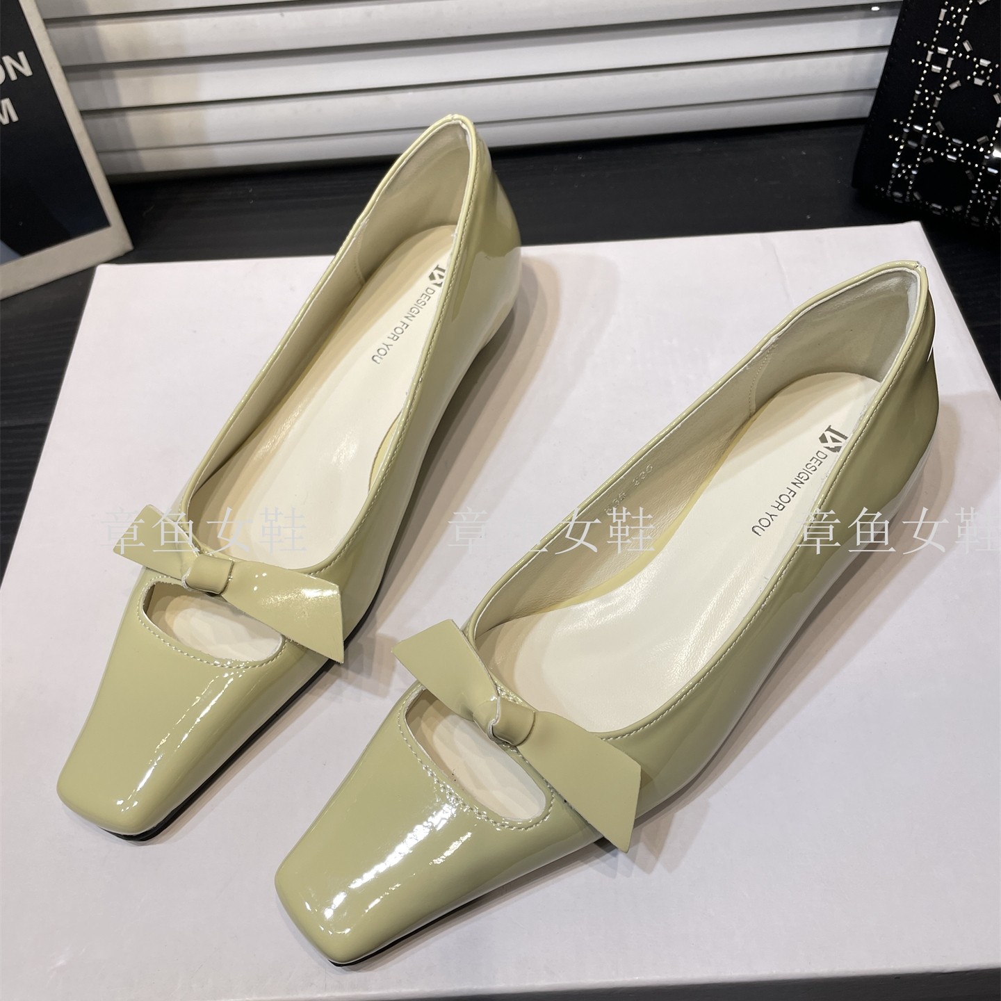 法式漆皮一脚蹬低跟浅口方头单鞋女百搭温柔蝴蝶结粗跟晚晚鞋,女鞋,浅口单鞋,淘宝优惠券,粉丝福利购,淘宝优惠卷