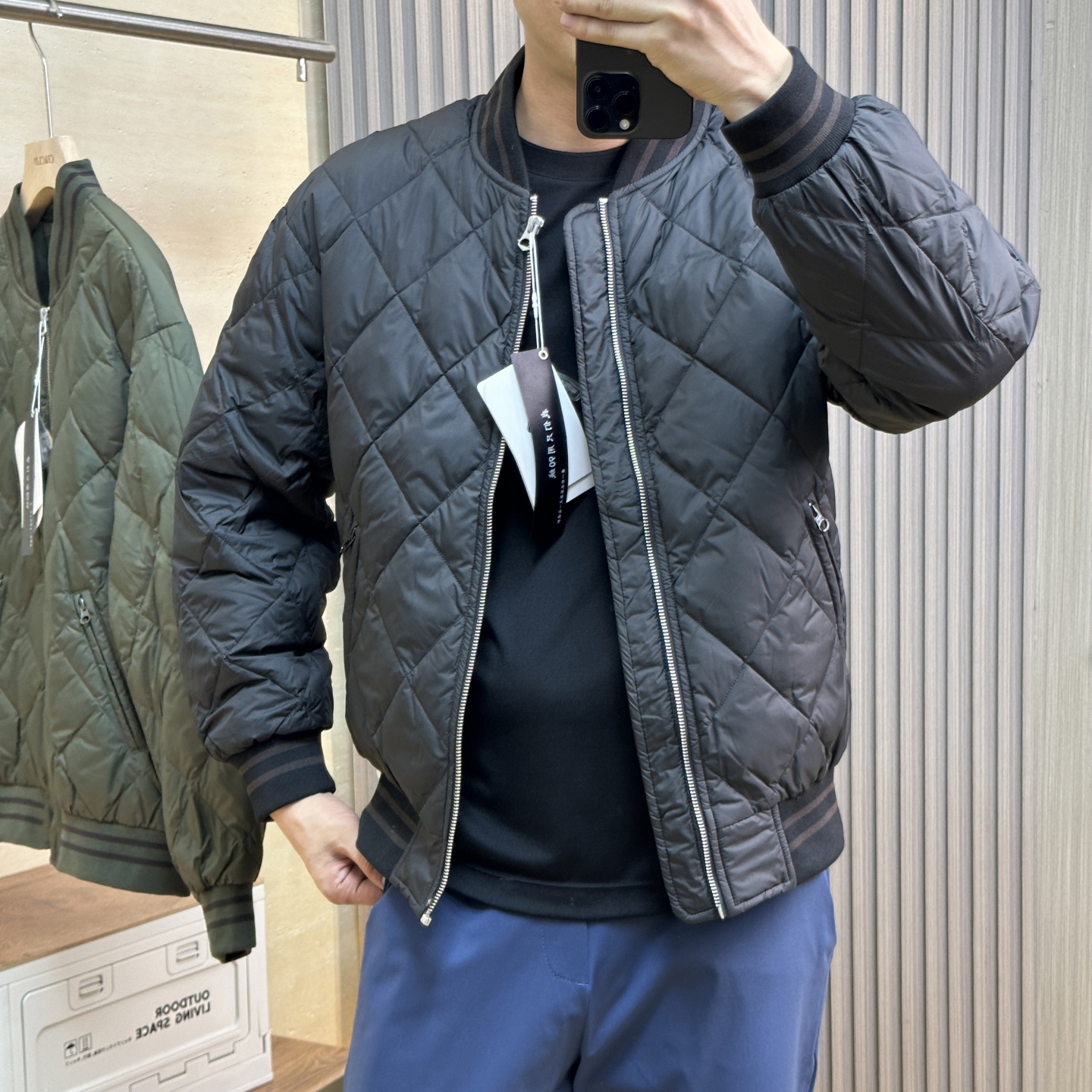 菱形格绗缝保暖棒球领羽绒服外套