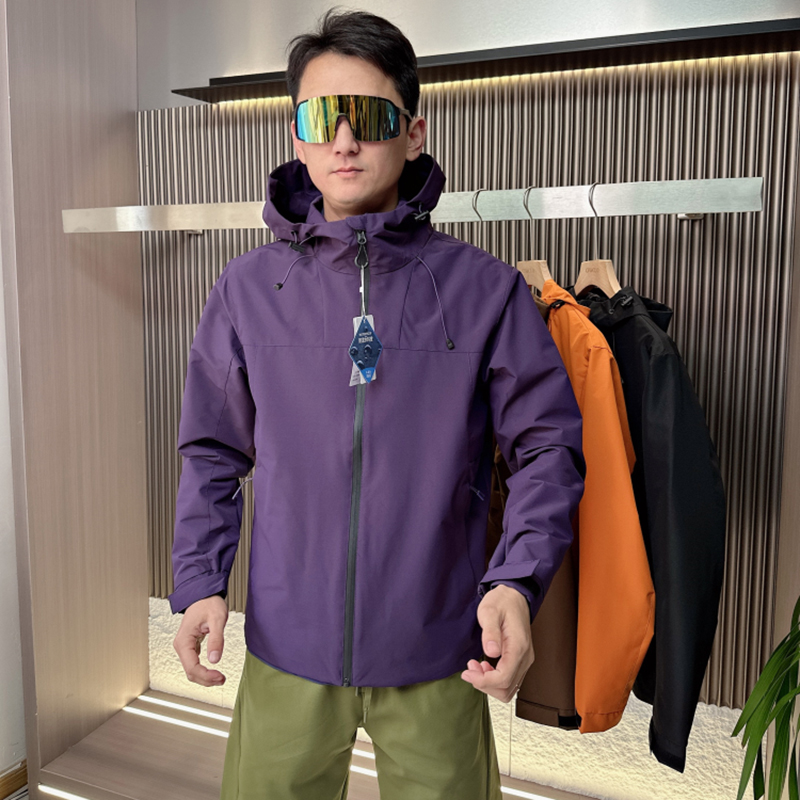 男女高端防风防水冲锋衣外套潮