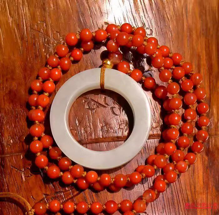 益=彰4055清代天然新疆和田玉白玉籽料平安环南红珠项链证书复检