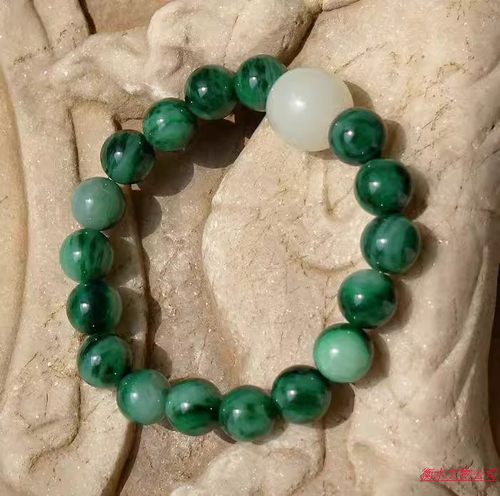 天然A货缅甸老坑翡翠珠手链手串