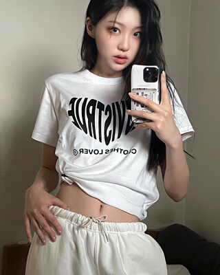 韩国love爱心形状英文甜酷风短袖