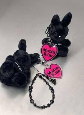 [REコンテナ] 可爱毛绒黑色兔子挂饰公仔爱心钥匙扣包包挂件配饰