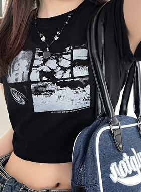 [REコンテナ] 纸片人穿搭黑色复古辣妹短t上衣t恤修身显瘦短袖女