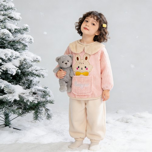 可爱小熊珊瑚绒防水罩衣