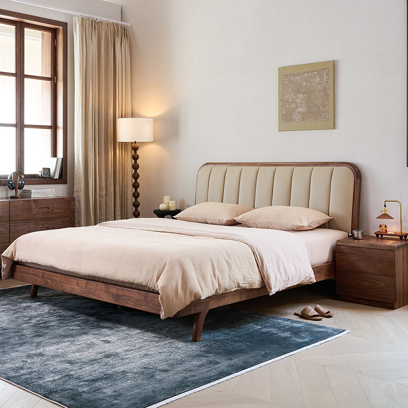 欣雅图家居旗舰店2025年新款软床北美黑胡桃木实木床意式皮靠背床