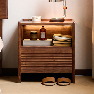 北美黑胡桃木床头柜纯实木床边柜北欧简约现代原木抽屉柜小床头桌