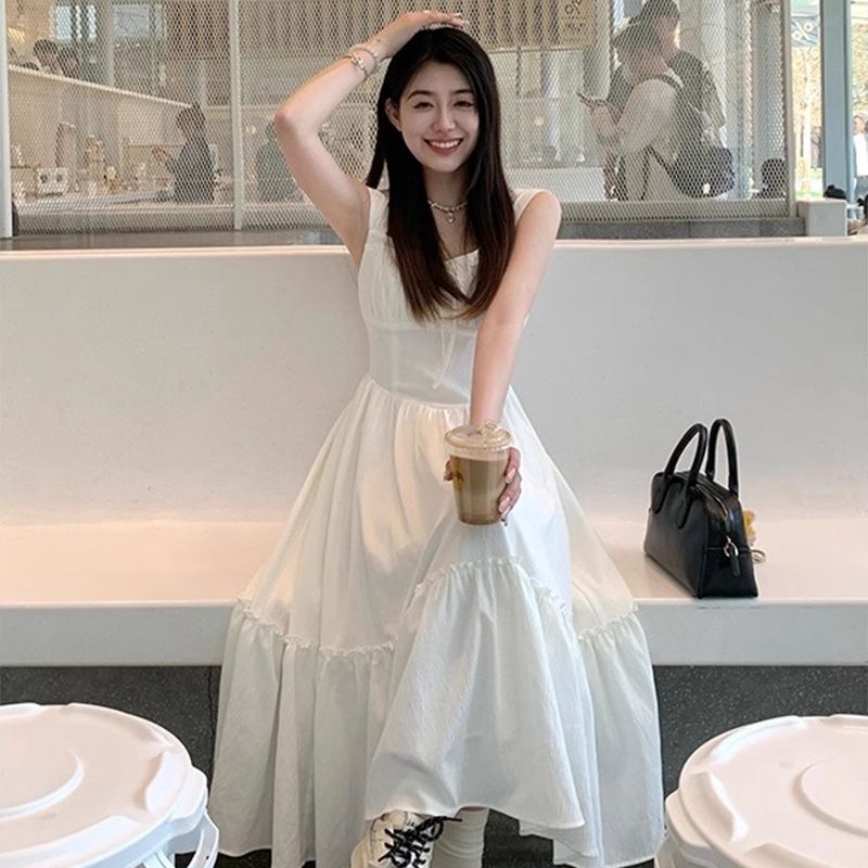 倾听渔声小个子初恋甜美温柔方领白色吊带连衣裙子法式度假风显瘦