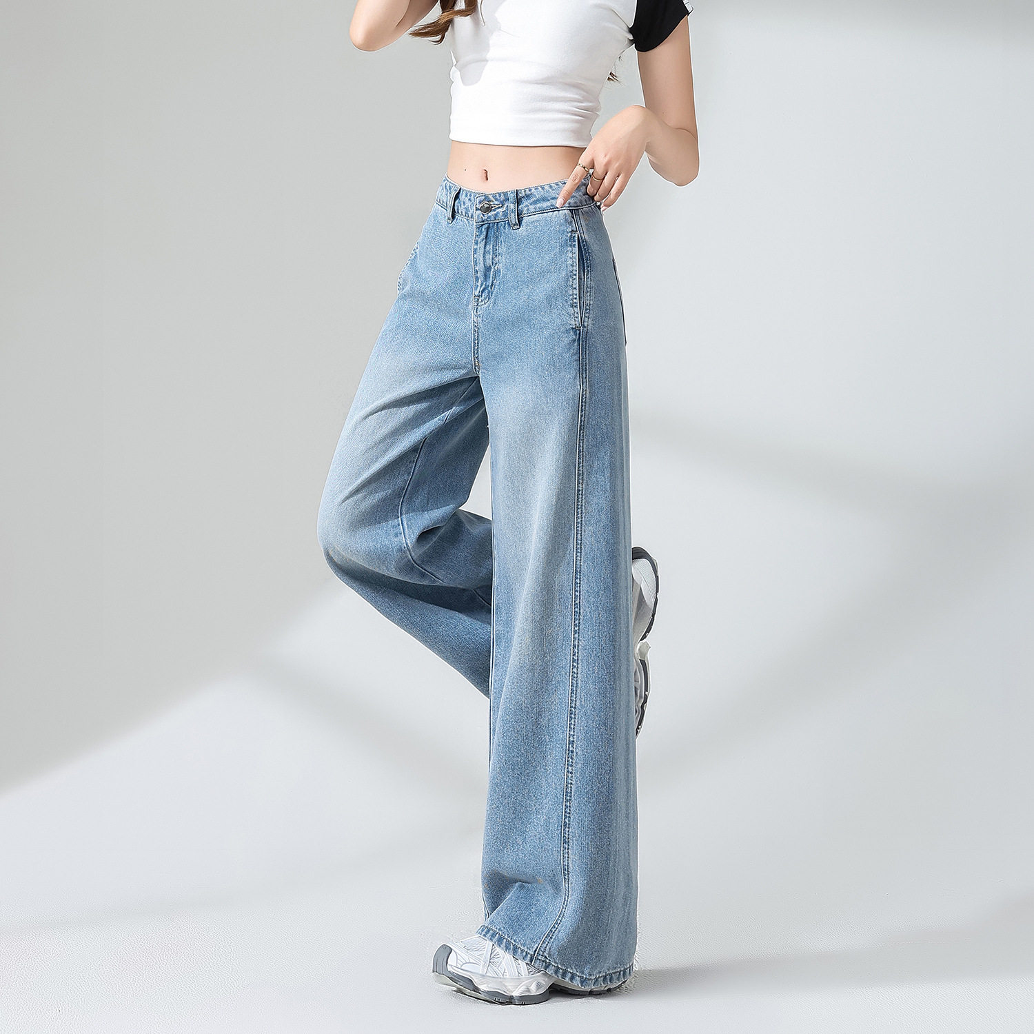浅蓝天丝阔腿牛仔裤女款夏薄款2025新款高腰显瘦垂感宽松直筒