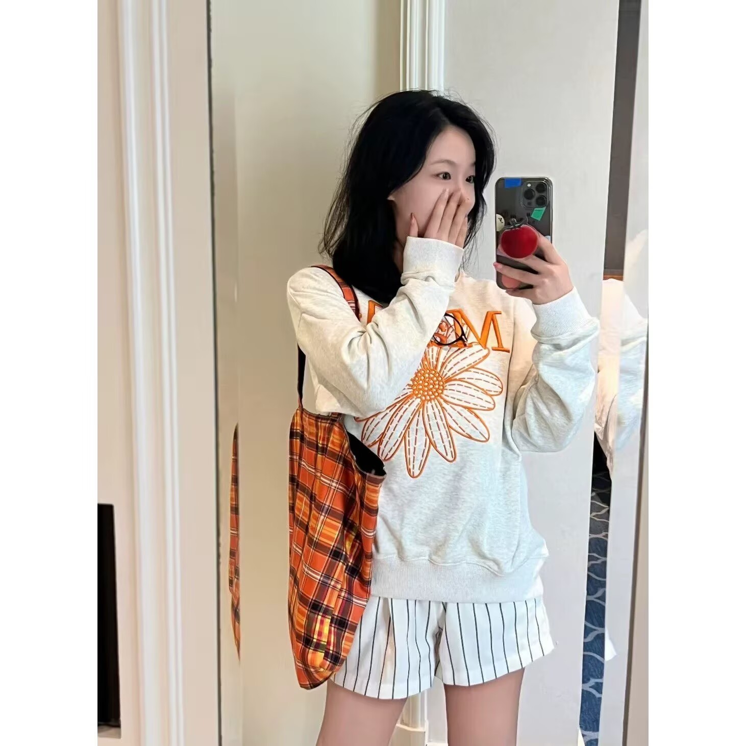 Mardi小雏菊卫衣潮牌女秋冬刺绣印花套头圆领外套上衣金高银同款