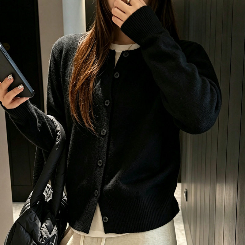 韩系深灰圆领毛衣开衫女秋冬宽松落肩单排扣版型随性休闲长袖毛衣