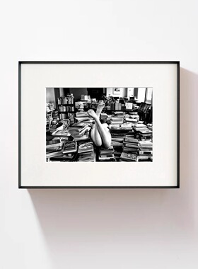 Florin Firimita丨reading is sexy 版画小众装饰画摄影海报挂画