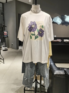 2024夏季新品手绘小雏菊印花做旧宽松T恤女