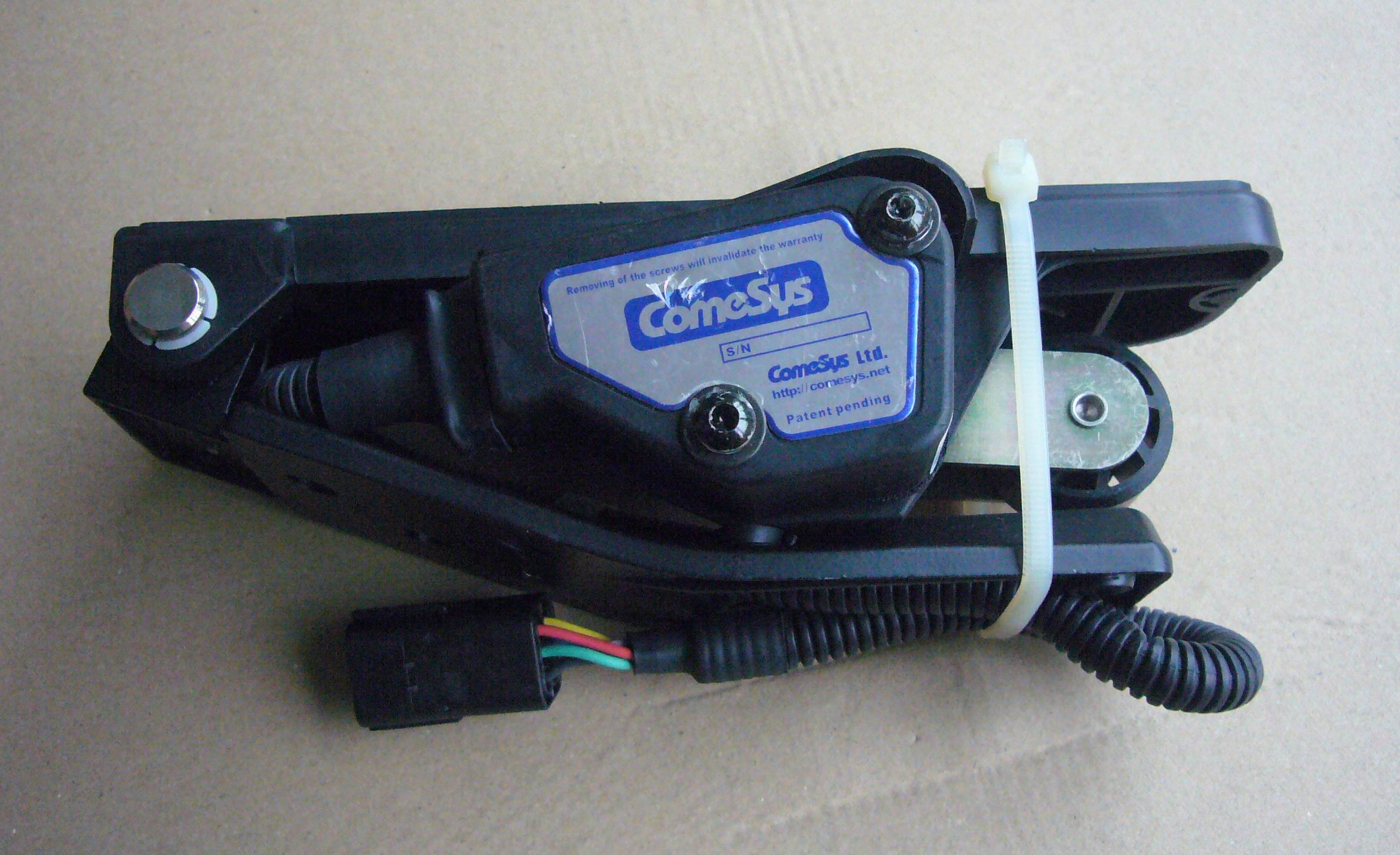 康西斯原厂件带包装，批量库存，量大价格可再议，欢迎咨询！