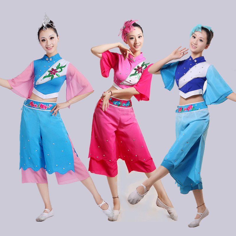 新款民族风舞台秧歌服