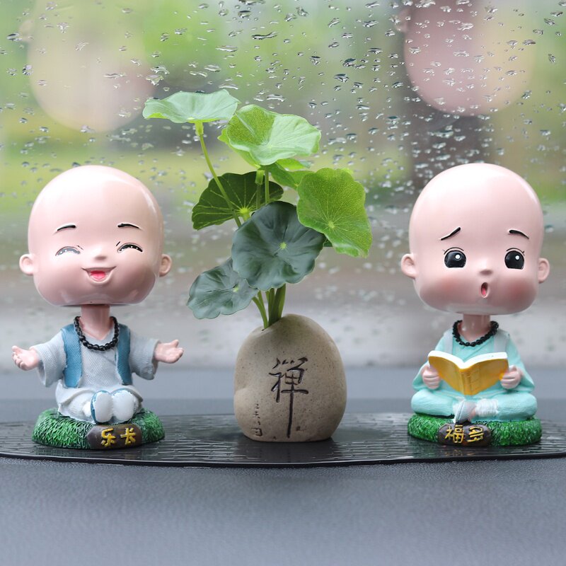 卡通沙弥四个小和尚汽车摆件摆设车子车j内摆饰摆放前面挂件饰品