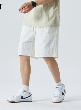 男士白色五分裤男夏季休闲薄款裤子2026新款速干冰丝短裤男款运动