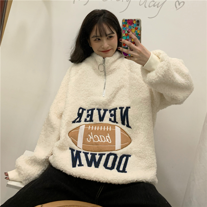 Autumn and winter high collar lamb sweater with plush sweater