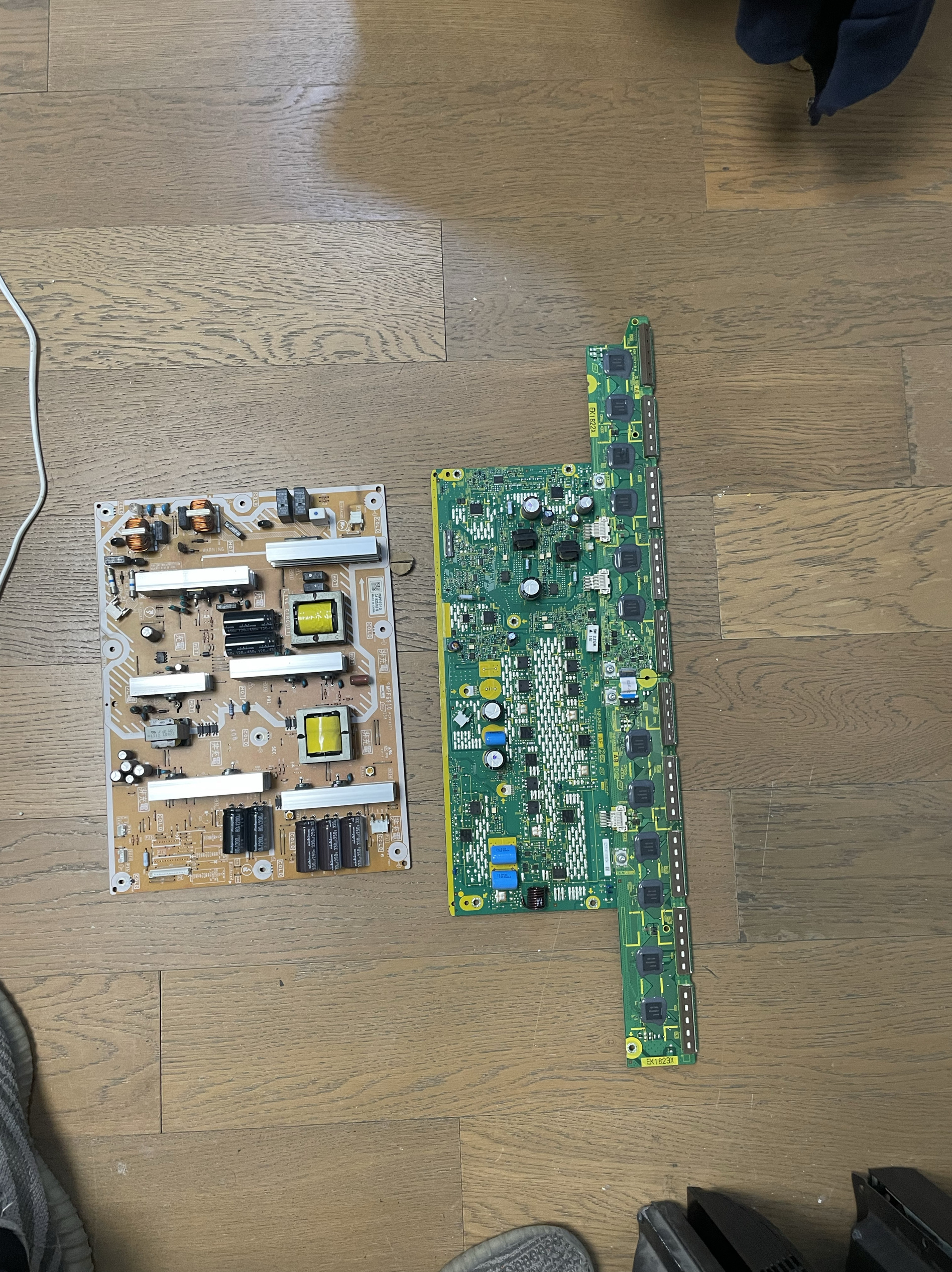 TH-P46U33C P50U30C P50UT30C  SN板Y板TNPA5351 AF电源板缓冲板