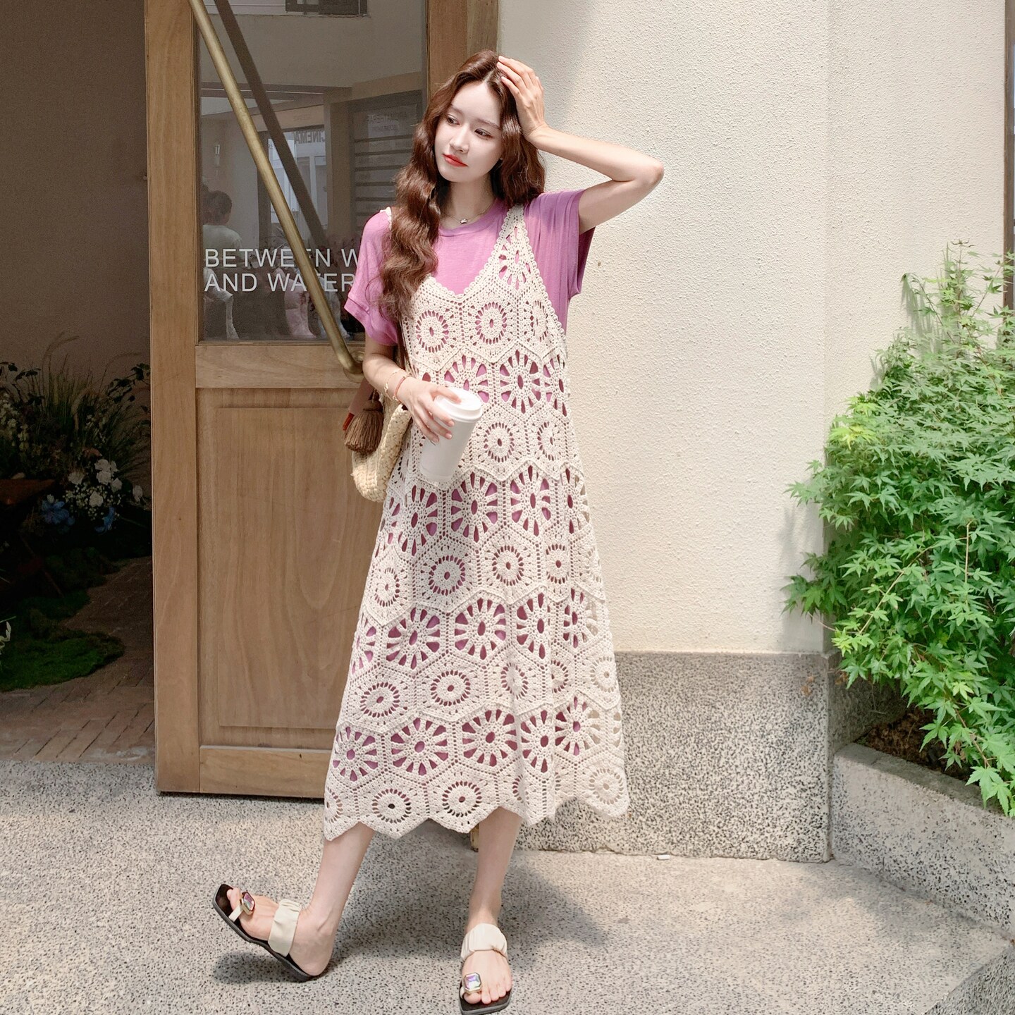 多巴胺绝美粉色连衣裙女2025夏季减龄叠穿蕾丝镂空吊带长裙两件套,女装套装/套裙,2C066