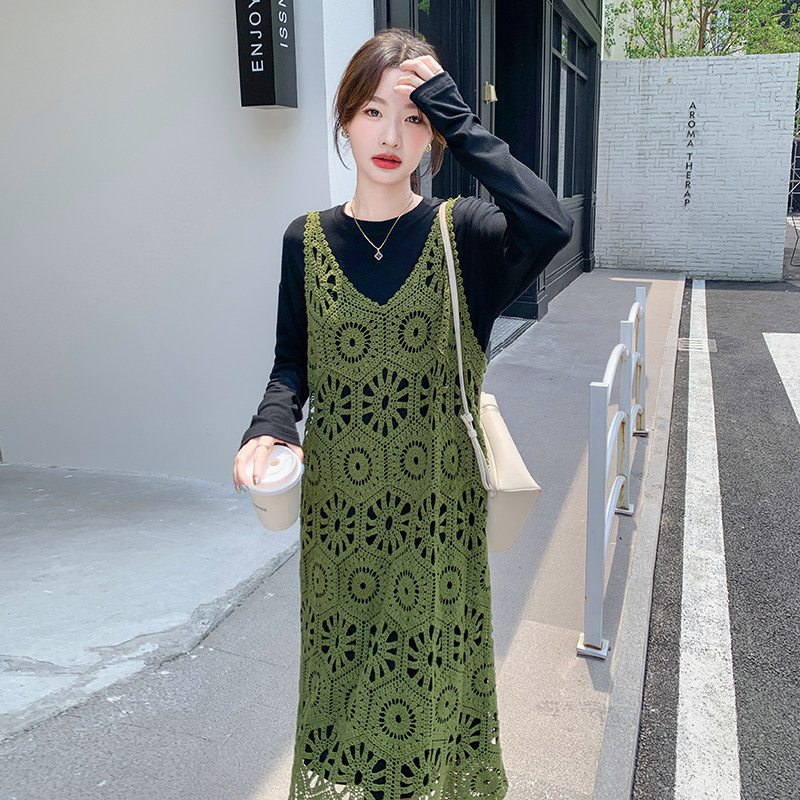 绿色镂空罩衫连衣裙两件套女春秋2025新款超火绝美巨好看韩系减龄,女装套装/套裙,2C066