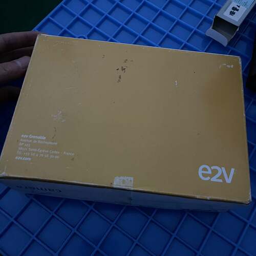 议价e2v EV71YC4CCP1605-BA0工业彩色线阵16维修