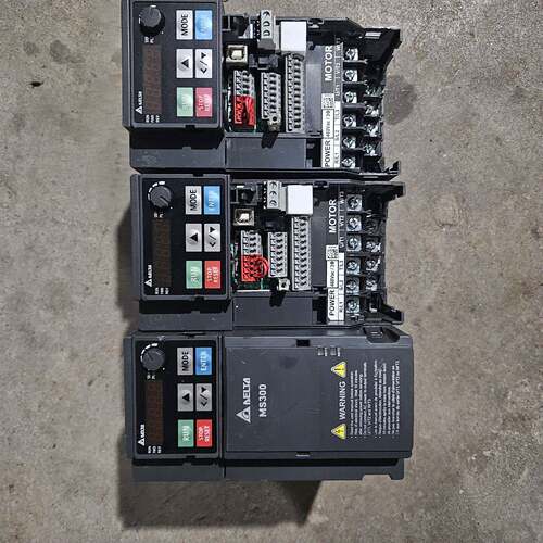 议价台达变频器MS300 VFD5A5MS43AFSAA 2.2维修