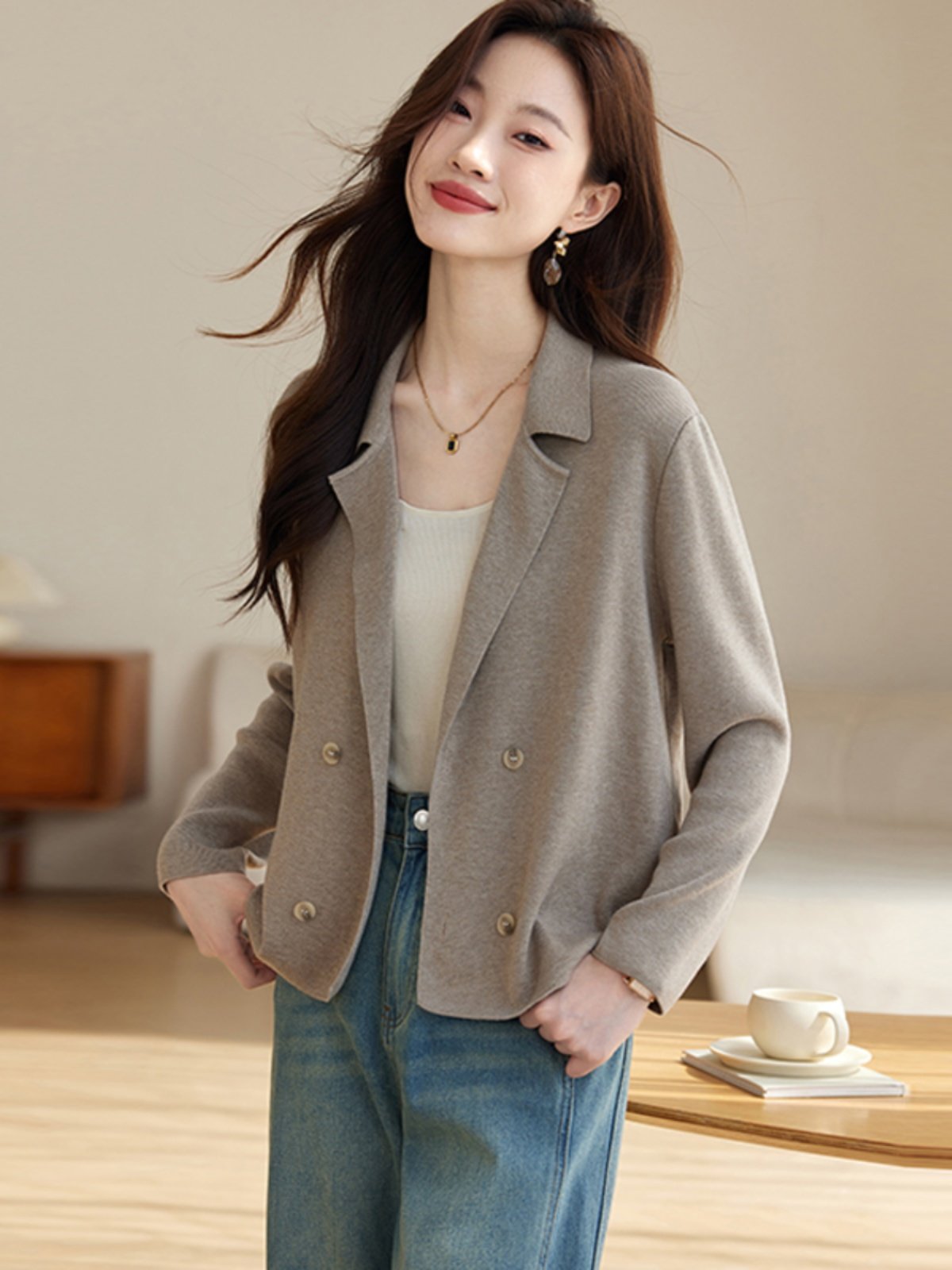 2025春秋新款休闲小西装外套女韩版西服小个子高级感针织开衫外搭