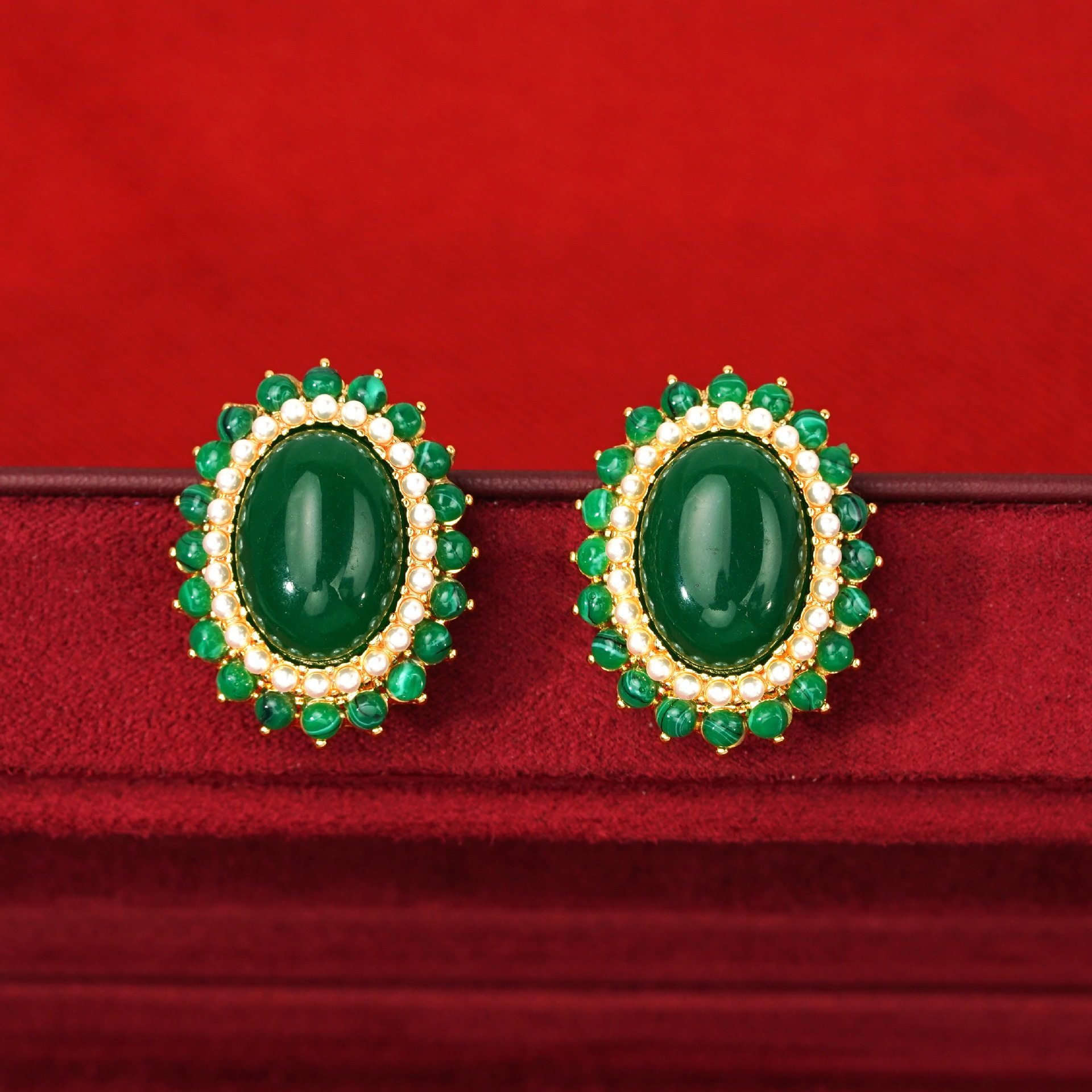 中古文艺复古耳钉女古典绿色时尚宫廷风气质珍珠耳环轻奢小众饰品,饰品/流行首饰/时尚饰品新,耳钉,淘宝优惠券,粉丝福利购,淘宝优惠卷