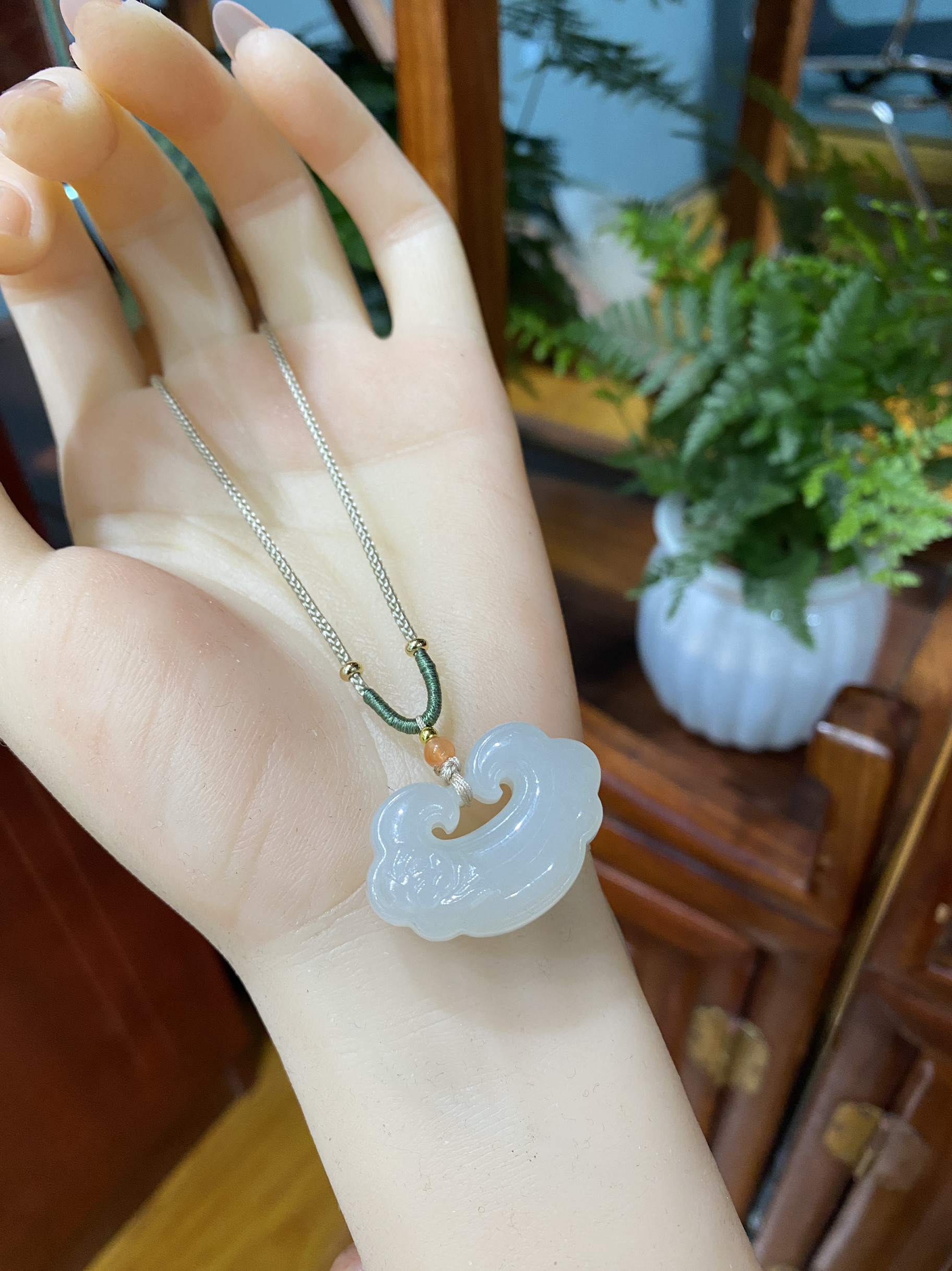 新疆直发包邮天然和田玉羊脂白玉平安如意锁32国风编绳带证书