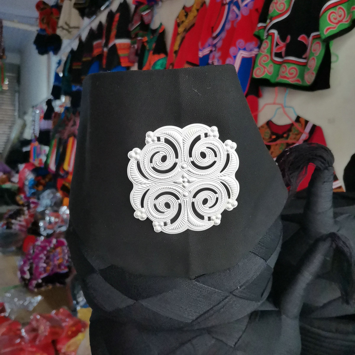 大凉山彝族新款帽子女孩网红黑色防银片帽子小姑娘漂亮民族演出用