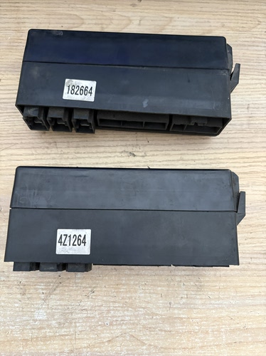 三菱叉车配件F14E S4S FD30NT继电器盒 拆车件91A05-21812