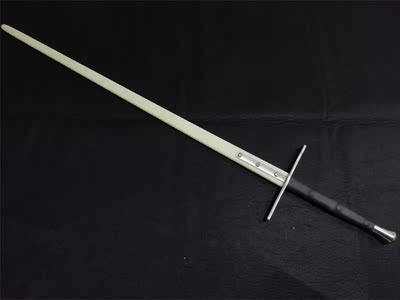 入门级尼龙长剑剑HEMA兵击运动双手剑安全减伤重量合适性价比