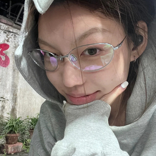 超轻钛金属猫眼镜框女可配近视度数防蓝光平光镜架素颜高级感Fade