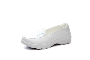 雷阵雨日本护士鞋新款超轻女鞋单鞋真皮透气小白鞋