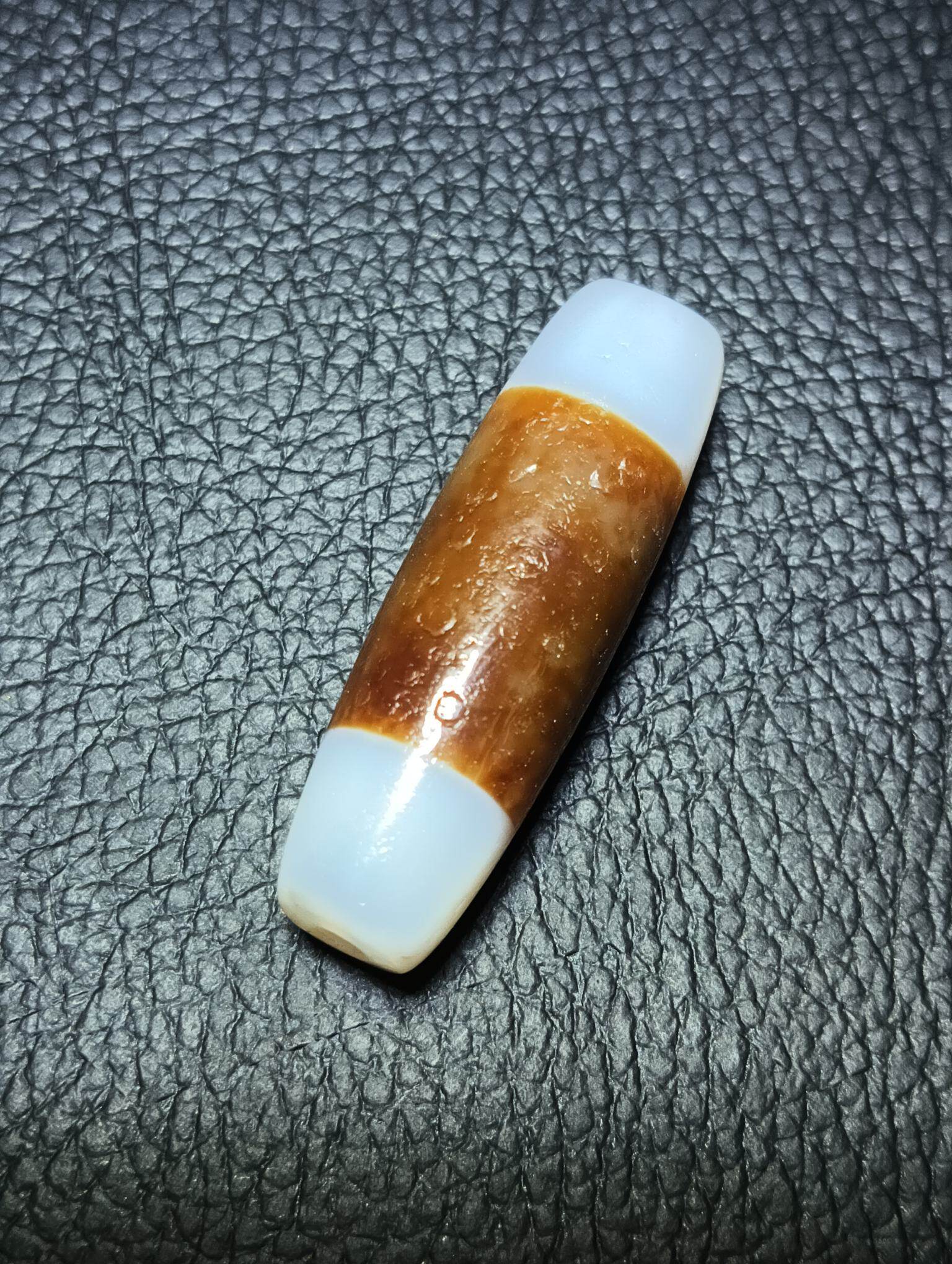 藏传高油古法老料至纯西亚黑白一线药师天珠吊坠风化锁骨项链配珠