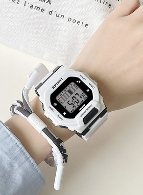 电子手表男款学生初高中青少年时尚潮流运动防水高颜值方形手表女