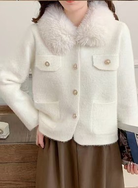 仿水貂绒毛衣外套女秋冬新款高级感带毛领双口袋珍珠纽扣针织开衫