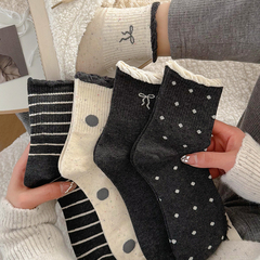 可爱花边蝴蝶结袜子女中筒春秋ins潮韩国波点运动风女士秋冬棉袜