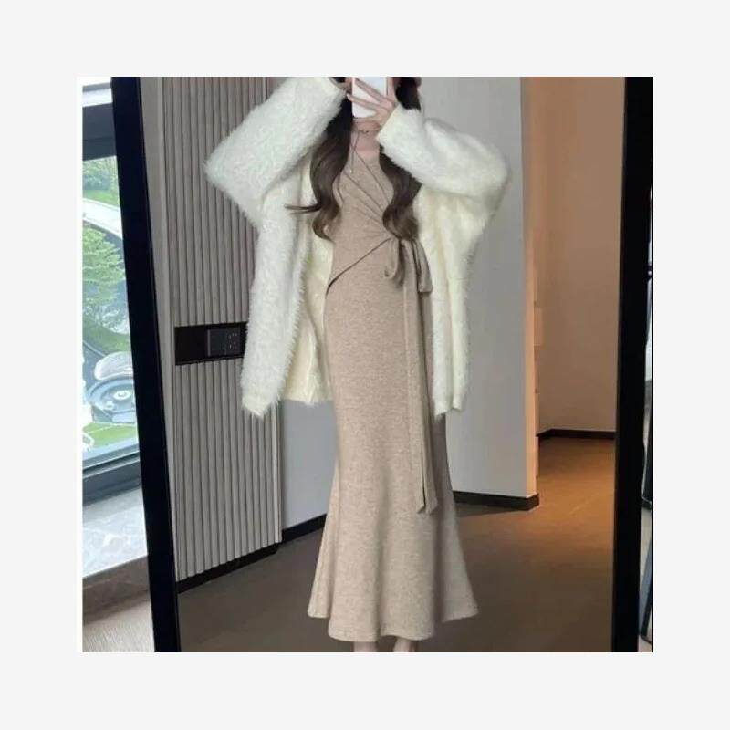 交叉V领高级感穿搭两件套装连衣裙子秋冬季网红新款女装冬季长裙